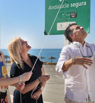 Izado Bandera Azul Torrox